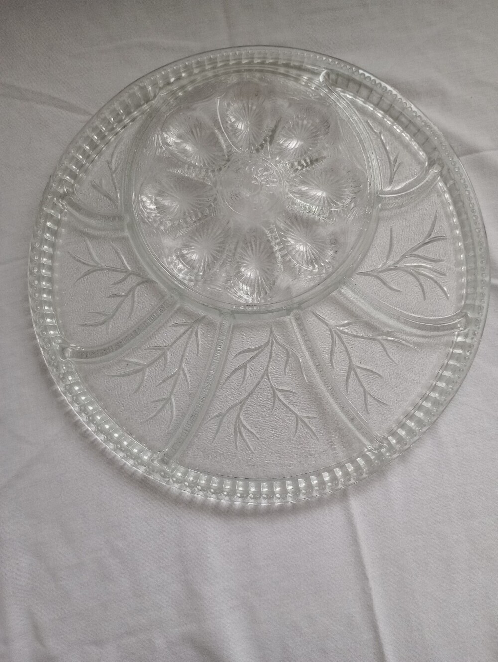 Indiana Glass Pebble Leaf Or Tree Of Life Pattern Round Deviled Egg Relish Tray